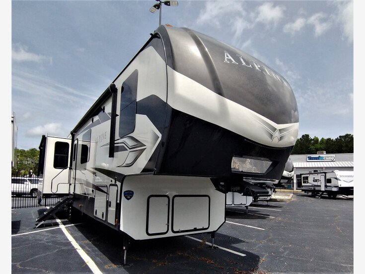 Thumbnail Photo undefined for New 2022 Keystone Alpine